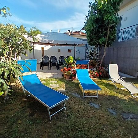 Vacanze A Viareggio Exteriér fotografie